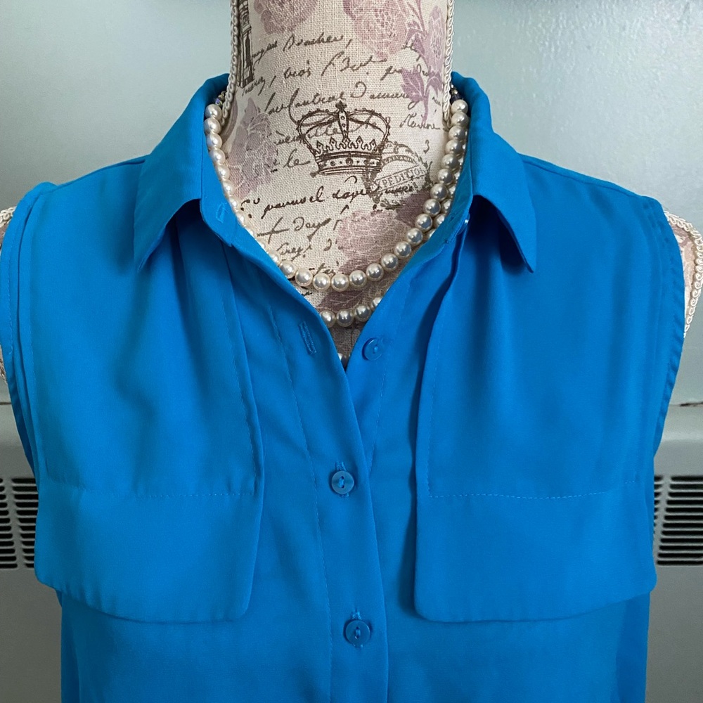 Worthington Blue Sleeveless Blouse - Picture 7 of 8